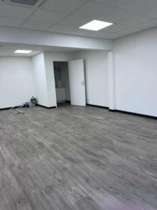Annonce Location Commerce Challes-les-eaux 73