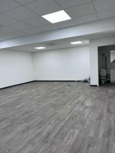 Louer Commerce 55 m2 Challes-les-eaux