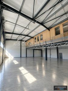 Annonce Location Commerce Arbin 73