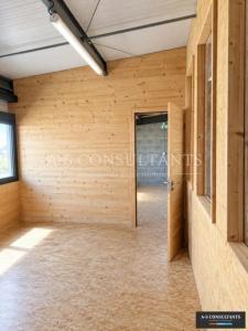 Louer Commerce 200 m2 Arbin