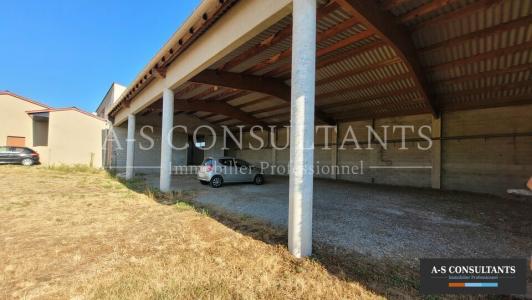 Louer Commerce 770 m2 Thorrenc