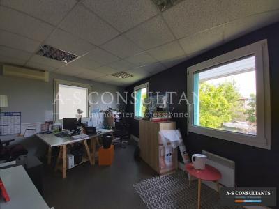 Louer Bureau 172 m2 Toussieu