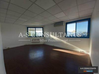 Louer Bureau 290 m2 Chassieu