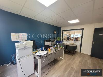 Acheter Commerce 780 m2 Renage