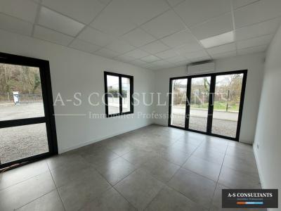 For rent Nivolas-vermelle 100 m2 Isere (38300) photo 0