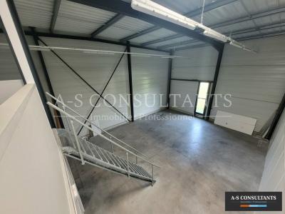 Louer Commerce 290 m2 Marcilloles