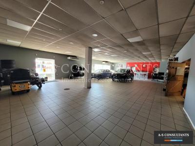 Louer Local commercial 900 m2 Chanas