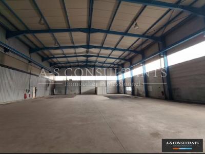 Louer Commerce 3200 m2 Sainte-helene-du-lac