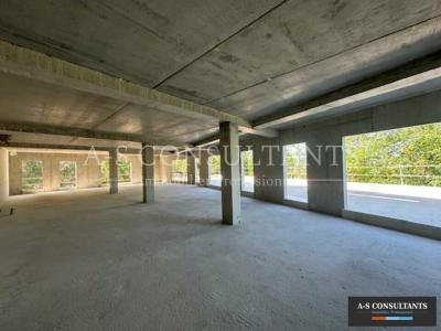 Acheter Bureau Ravoire 455030 euros