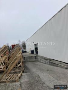 Louer Local commercial Epagny 191400 euros