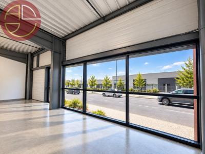 Louer Local commercial 273 m2 Beauzelle