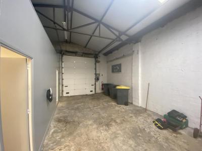 For rent Faches-thumesnil 400 m2 Nord (59155) photo 1