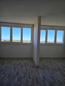 For rent Romilly-sur-seine 2 rooms 45 m2 Aube (10100) photo 0