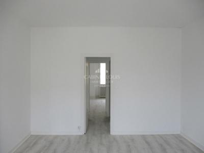 For rent Bordeaux 3 rooms 61 m2 Gironde (33000) photo 3