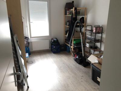 Louer Appartement Saint-priest 823 euros