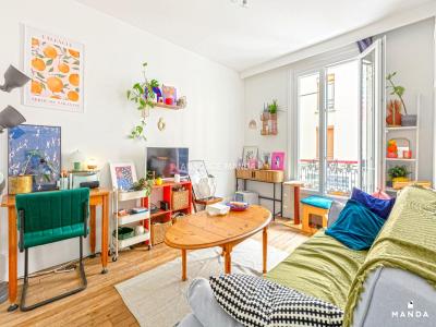For rent Paris-18eme-arrondissement 2 rooms 34 m2 Paris (75018) photo 0