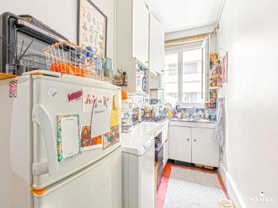 For rent Paris-18eme-arrondissement 2 rooms 34 m2 Paris (75018) photo 2
