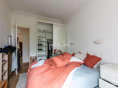 Louer Appartement Paris-15eme-arrondissement 2582 euros