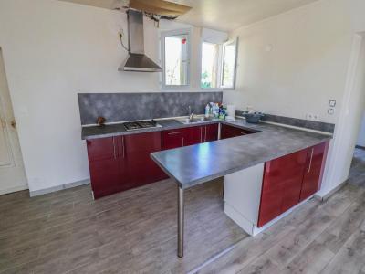 For sale Plouye 3 rooms 70 m2 Finistere (29690) photo 3