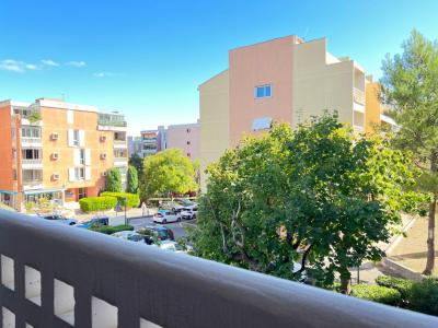 For sale 4 rooms 84 m2 Bouches du Rhone (13380) photo 3