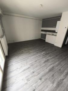For rent Chaumont 1 room 32 m2 Haute marne (52000) photo 0