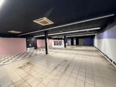 For rent Toulon 427 m2 Var (83100) photo 2
