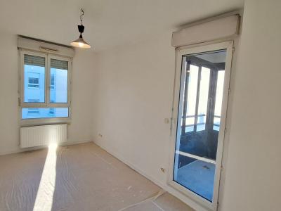 For sale Lyon-7eme-arrondissement 4 rooms 85 m2 Rhone (69007) photo 3
