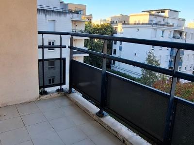 For sale Lyon-7eme-arrondissement 4 rooms 85 m2 Rhone (69007) photo 4