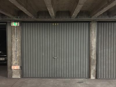 Louer Parking Paris-16eme-arrondissement 280 euros