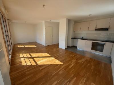 For rent Nantes 1 room 36 m2 Loire atlantique (44000) photo 0