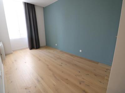 For rent Nantes 1 room 42 m2 Loire atlantique (44000) photo 0