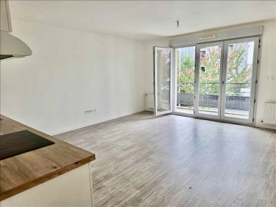 For rent Egly 3 rooms 63 m2 Essonne (91520) photo 0