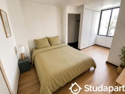 Louer Appartement 64 m2 Paris-19eme-arrondissement