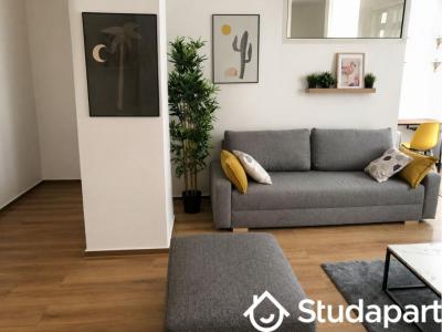 Louer Appartement Paris-19eme-arrondissement 1920 euros