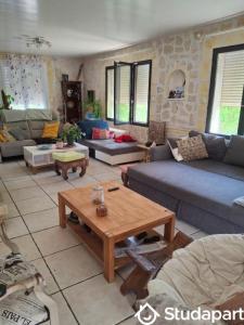 Annonce Location Appartement Courtisols 51