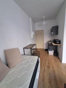 For rent Saint-etienne 1 room 19 m2 Loire (42100) photo 1