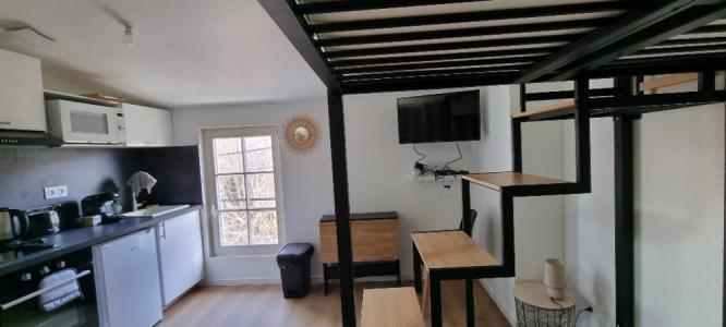 For rent Niort 1 room 20 m2 Deux sevres (79000) photo 1