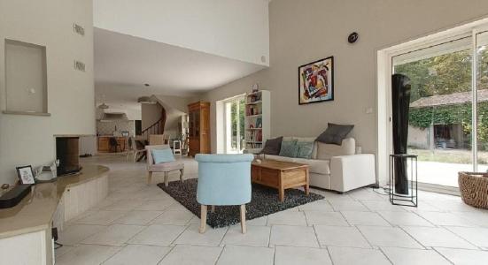For sale 8 rooms 303 m2 Vienne (86700) photo 3