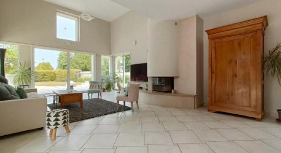 For sale 8 rooms 303 m2 Vienne (86700) photo 4