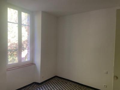 For rent CENTRE VILLAGE 4 rooms 80 m2 Gard (30160) photo 4