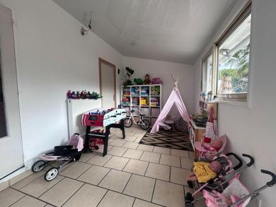 For sale Donges 5 rooms 92 m2 Loire atlantique (44480) photo 2