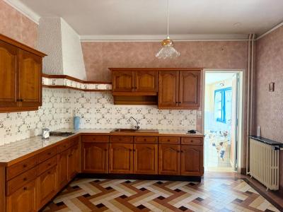 For sale Saujon 5 rooms 133 m2 Charente maritime (17600) photo 4