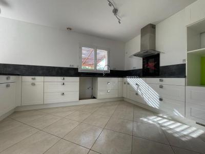 For sale Quiers-sur-bezonde 7 rooms 160 m2 Loiret (45270) photo 3
