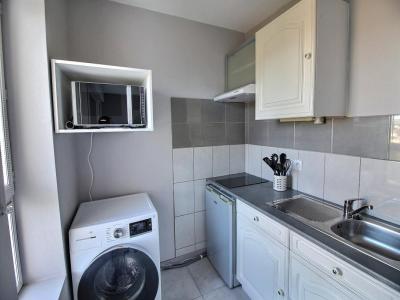 For rent Saint-etienne 1 room 27 m2 Loire (42100) photo 1