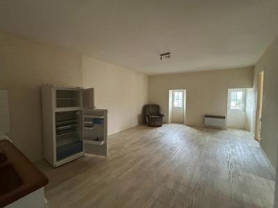 For rent Sauze-vaussais 3 rooms 47 m2 Deux sevres (79190) photo 0
