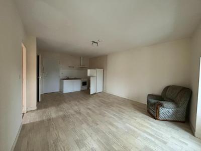 Annonce Location 3 pi�ces Appartement Sauze-vaussais 79