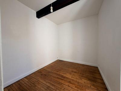 Louer Appartement 64 m2 Ruffec