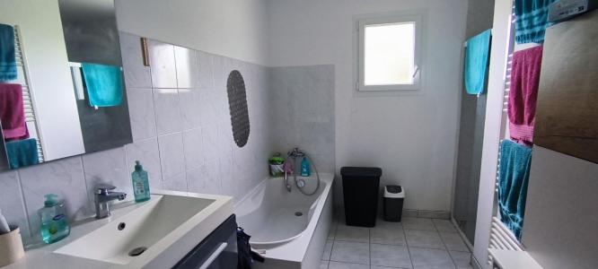 Louer Maison Taize-aizie 699 euros