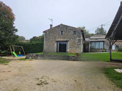 For sale Lizant 5 rooms 158 m2 Vienne (86400) photo 0