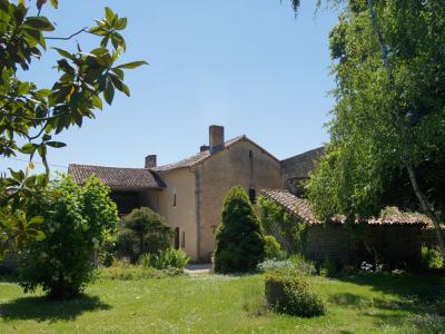 For sale Saint-pierre-d'exideuil 5 rooms 162 m2 Vienne (86400) photo 0